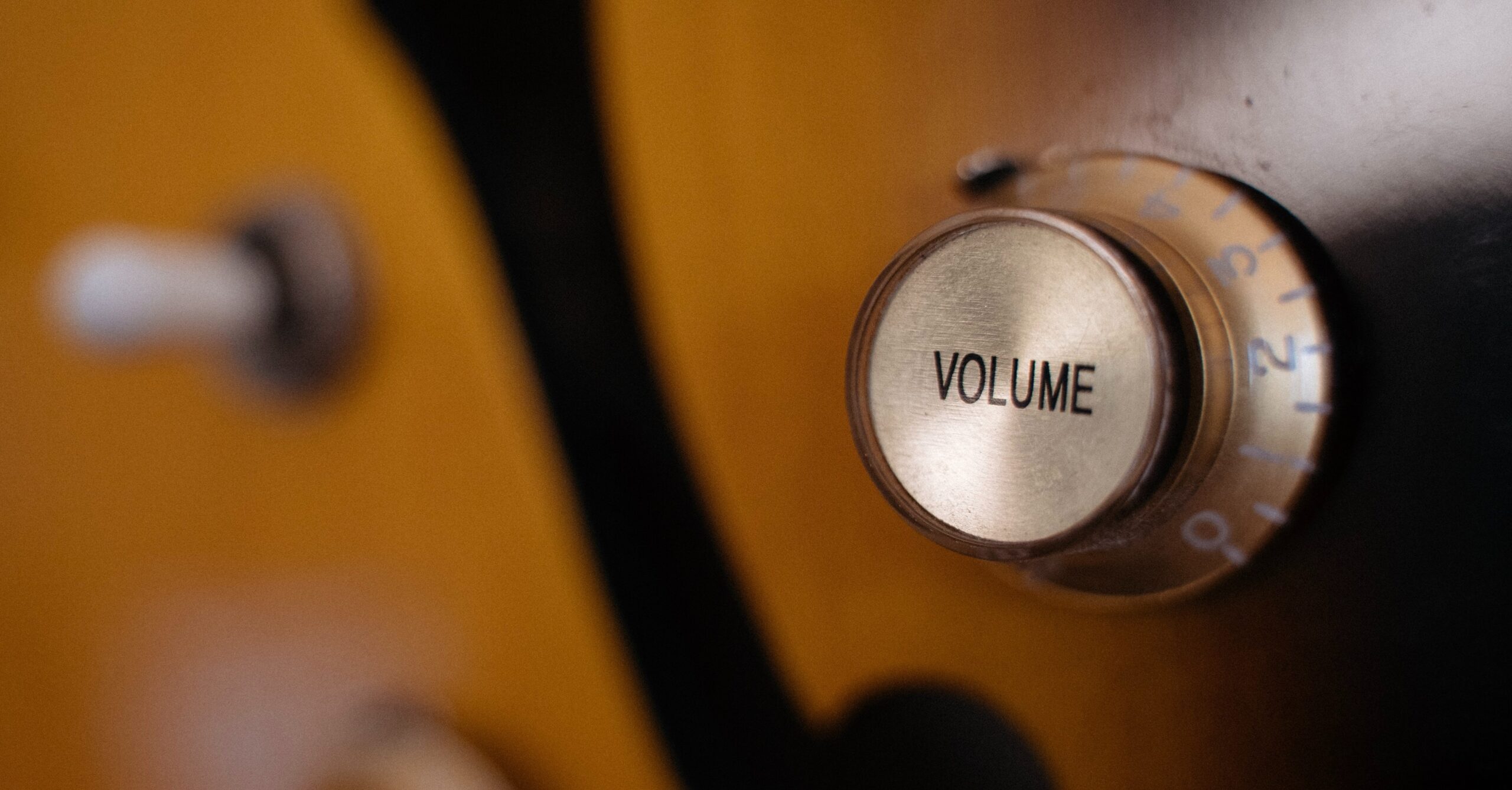 Un système audio sans réglages du volume : comment cela sonnerait-il ?