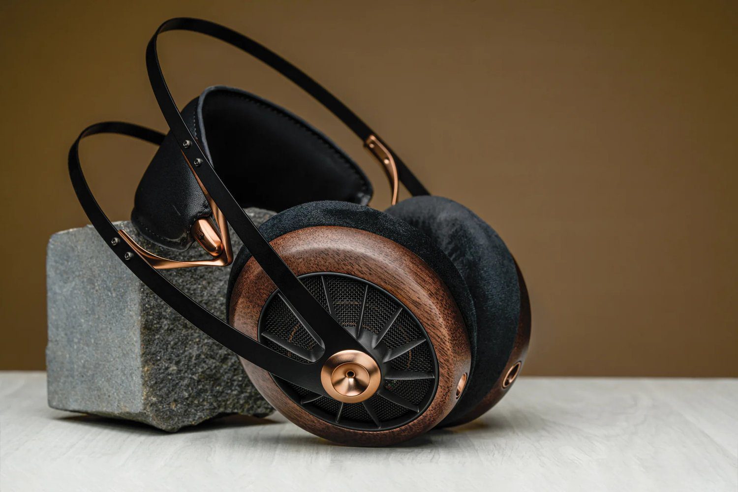Meze Audio Releases its first Dynamic Open-Back Headphones, the 109 PRO