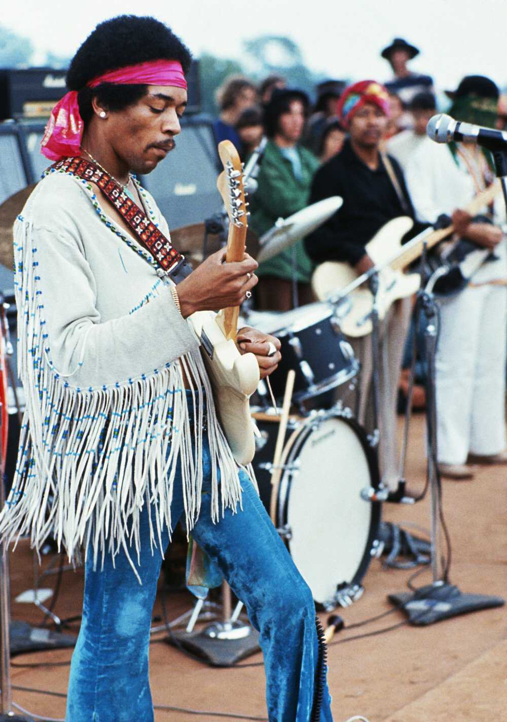 Anthem of Dissent: Jimi Hendrix’s Star-Spangled Statement