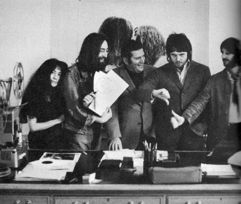 Des membres du groupe aux rendez-vous au tribunal : L'histoire de la dissolution des Beatles
