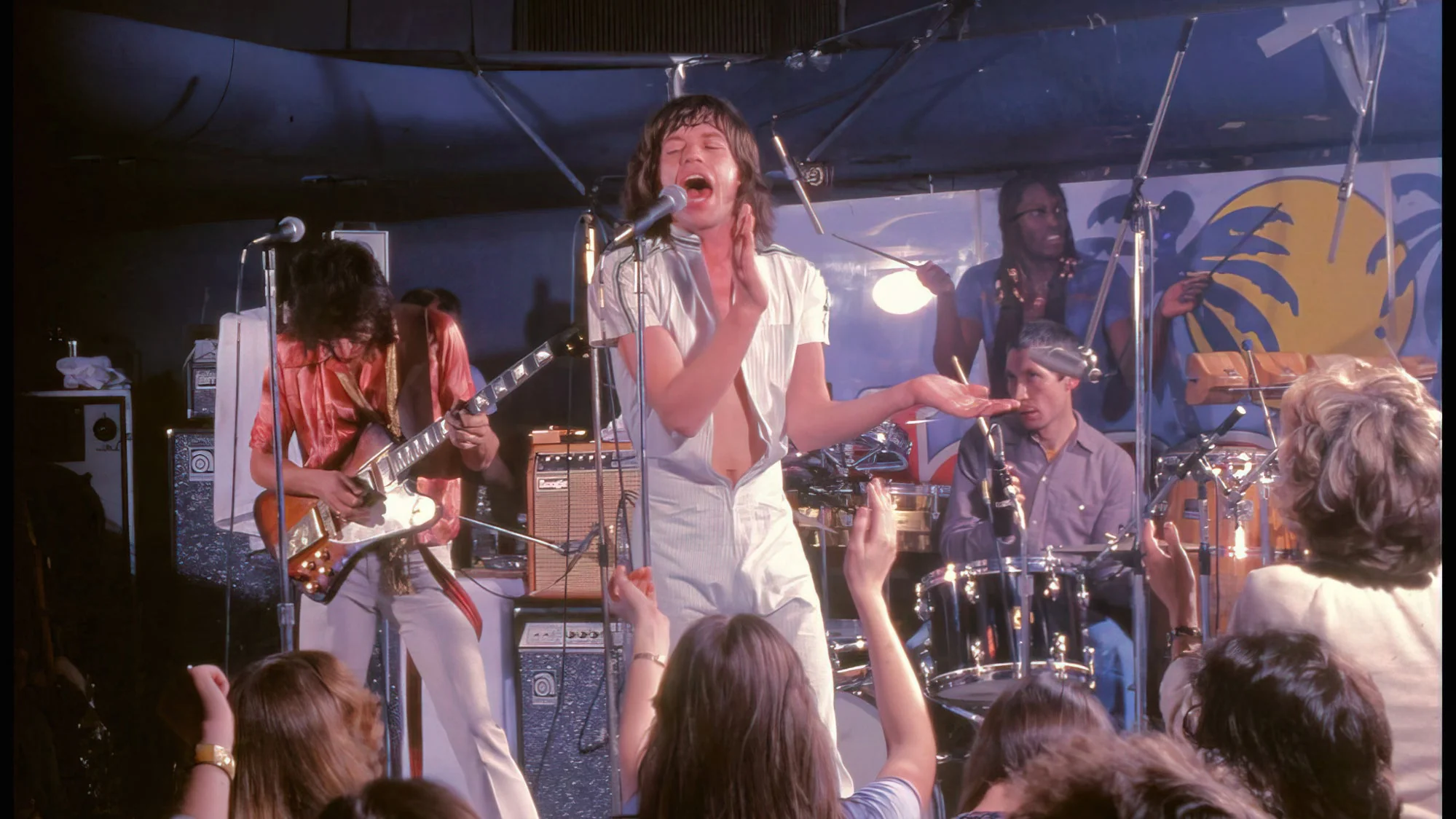 From Stadiums to Taverns: The Night The Stones Rolled into El Mocambo